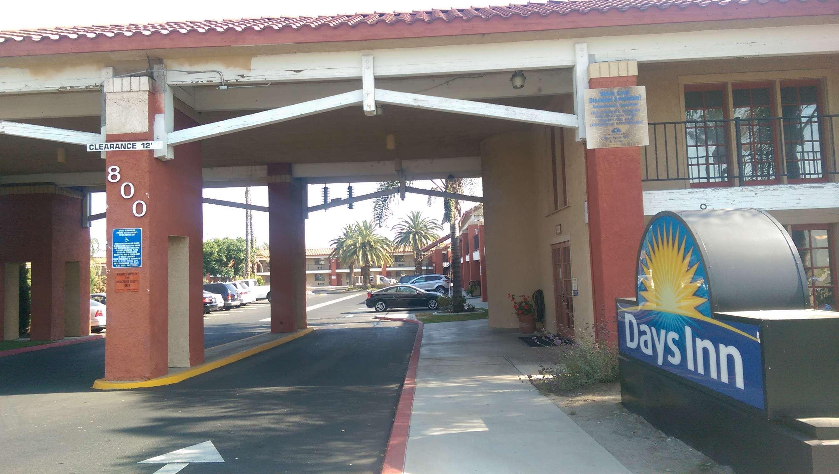 Days Inn By Wyndham Hemet Exterior photo