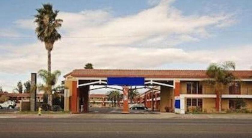 Days Inn By Wyndham Hemet Exterior photo