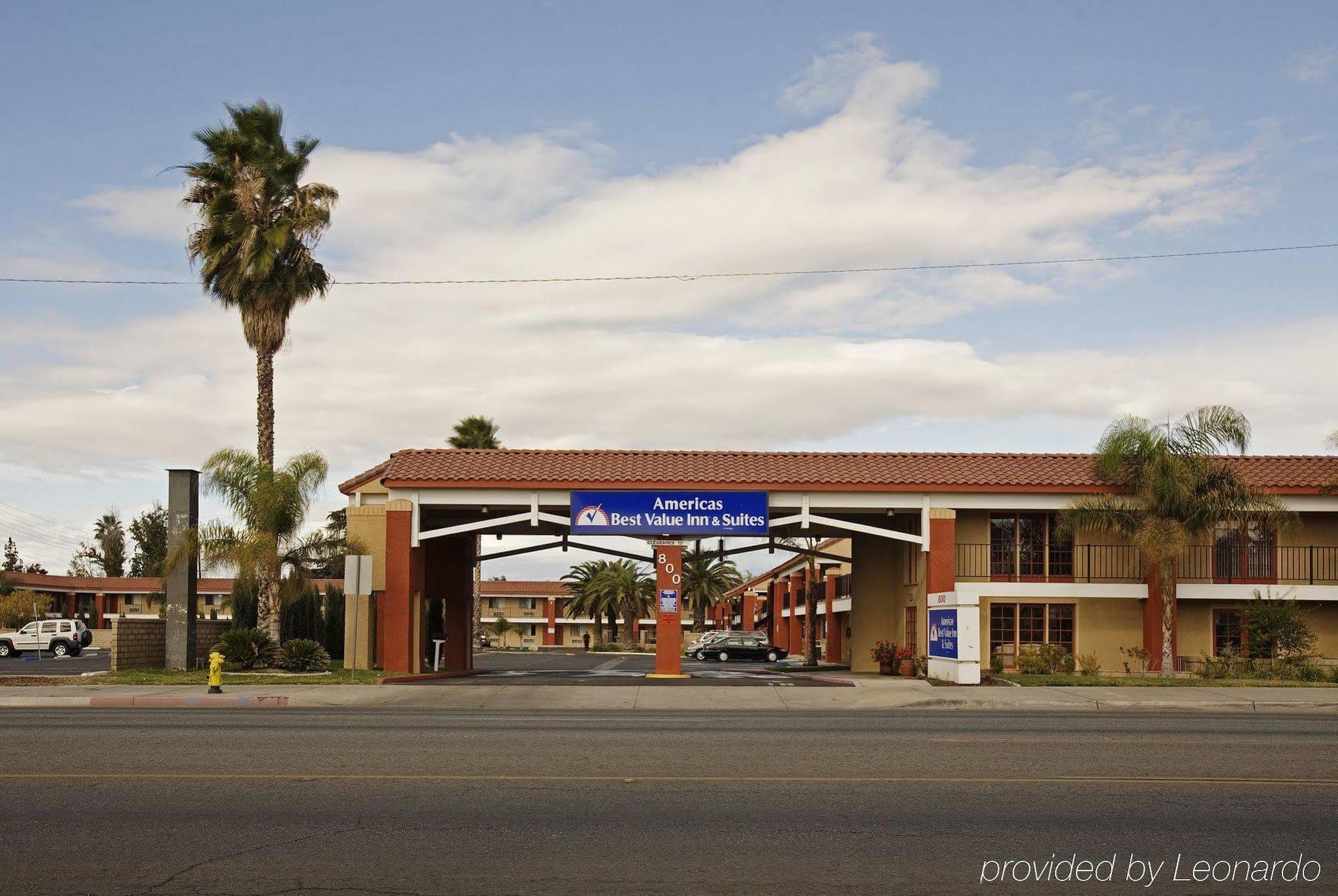 Days Inn By Wyndham Hemet Exterior photo